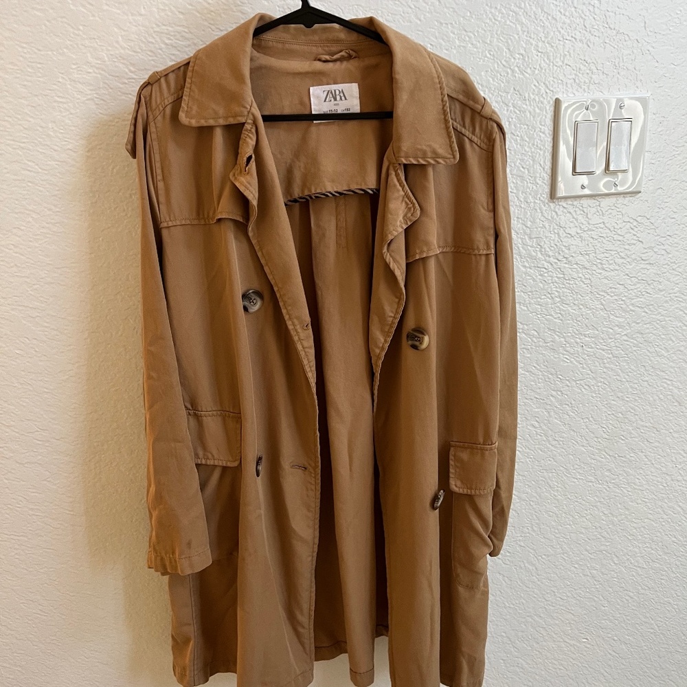 Wind breaker